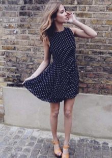 Small polka dot casual dress