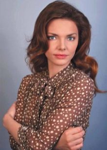 Brown dress with white polka dots - Liza Boyarskaya