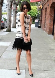 Dress for every day in the style of the 20s