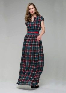 Long dress green and red in a cage