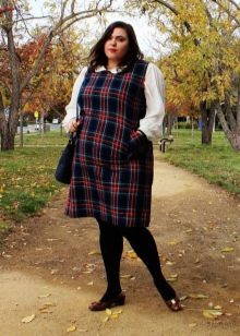 Plaid dress with white collar and bulky long sleeves for obese women