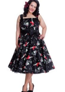 Dress with straps in the style of the 50s for the plump
