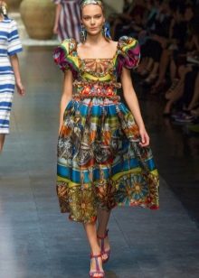 baroque dress color