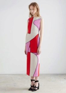 Robe à motif abstrait