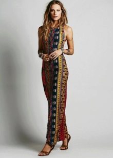Robe à imprimé ethnique dans les tons marron