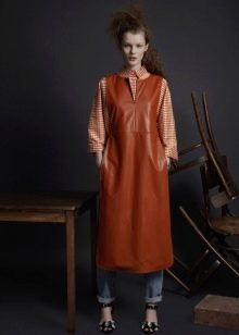 Everyday leather dress brown