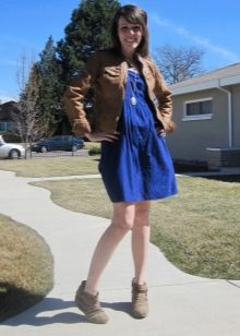 Bandeau dress combined with a jacket