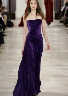 Strapless dress with floor drape