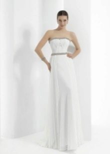 Empire strapless wedding dress