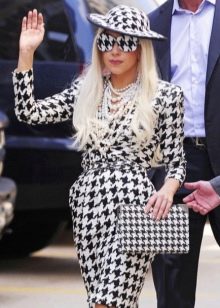 Robe et accessoires pied-de-poule avec imprimé pied-de-poule