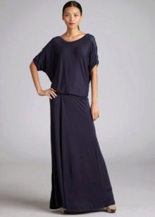 Long dress bat with ankle boots