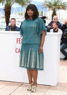 Mid-length dress with a low waist for overweight