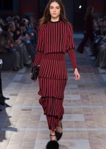Wool dress with ruffles