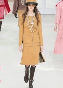 Woolen dress warm