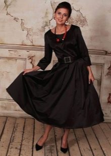 Inverted Triangle Dresses for Women in the 60s