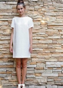 Sandals without a heel for a dress in the style of the 60s