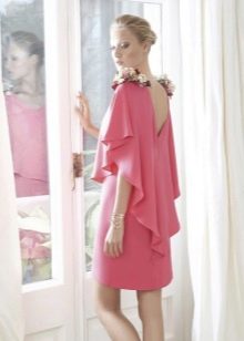 Retro dress with open back