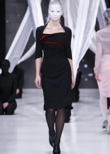 Straight fitted dress