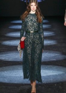 Lace fitted sheath dress