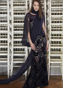 Lace fitted dress to the floor