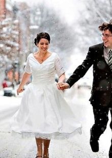 Winter wedding dress short