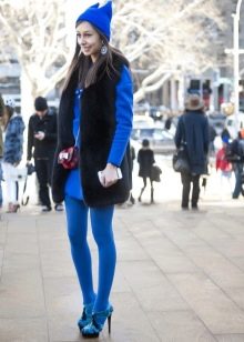 Bright blue tights for a blue dress