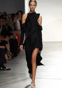 Fashionable dress of the spring-summer 2016 season with ruffles