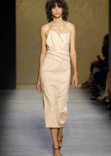 Fashionable dress of the spring-summer 2016 season