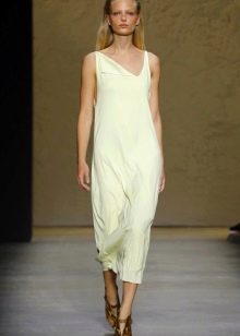 Fashionable silk dress for the spring-summer 2016 season