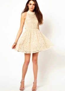 Lace dress for teenager