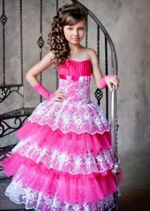 Fluffy dress for 4th grade graduates