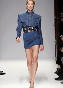 Accessories for a short denim shirt dress
