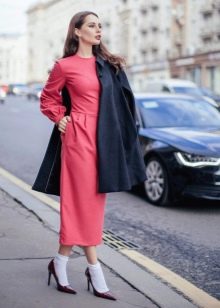 Coat for a midi dress