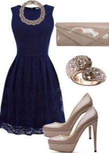 Accessories for a dark blue dress