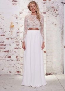 Long white semi-sun skirt with lace crop top