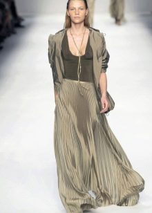 floor-length pleated skirt
