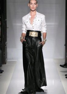 faux leather skirt with wide belt