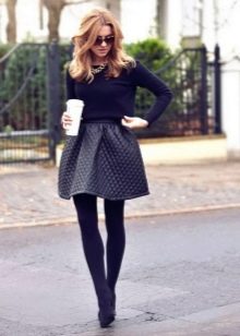 Tapered skirt for girls with slender legs