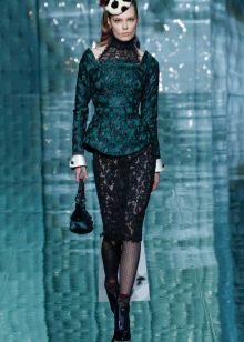 lace skirt in autumn