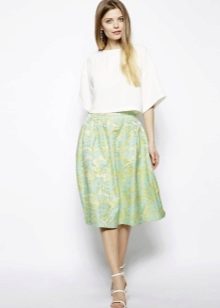 Lightweight flying summer skirt