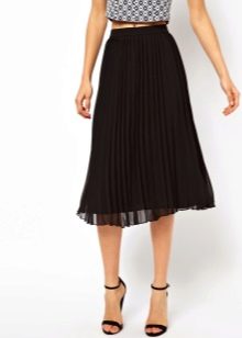 Black loose summer skirt