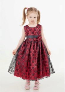 Elegant dress for a girl 5 years old in retro style