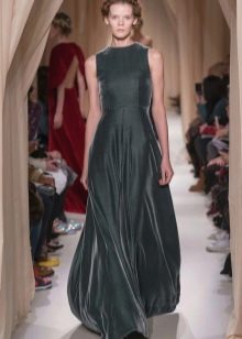 Floor-length A-line velor dress