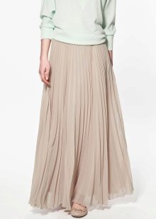 jupe plissée en mousseline beige