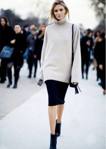 mid-length pencil skirt with oversized sweater