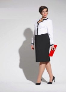 tenue de bureau avec jupe crayon pour femmes obèses