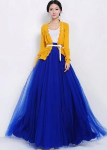 fluffy blue full-length skirt