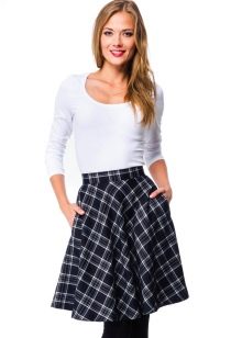 plaid pocket detail skirt