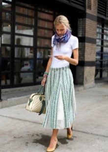 green and white elasticated skirt