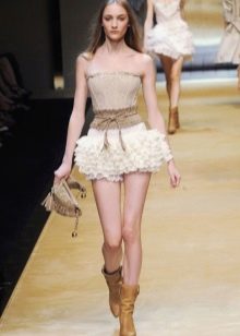ruffled mini skirt